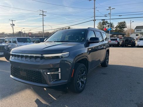 New 2026 Jeep Grand Wagoneer Limited image 3
