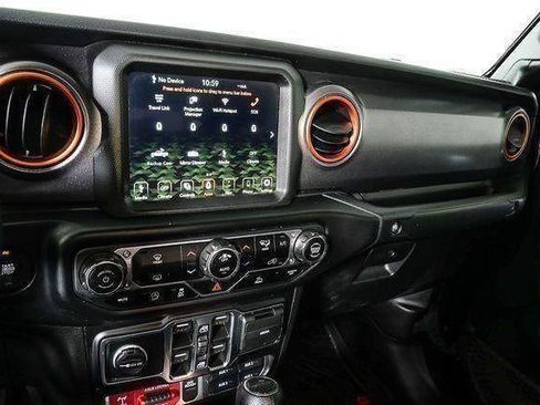 Used 2022 Jeep Gladiator Mojave w/ Trailer Tow Package AWD/4WD image 13