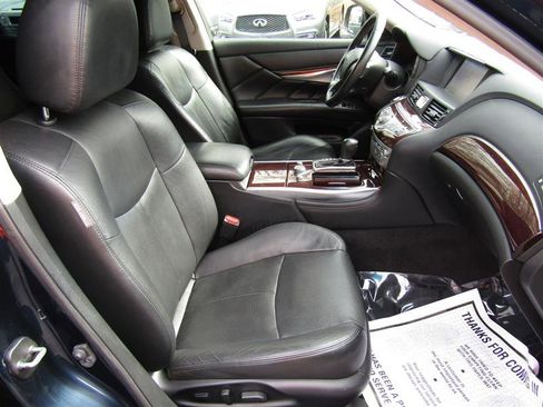 Used 2016 INFINITI Q70 L 3.7 image 37