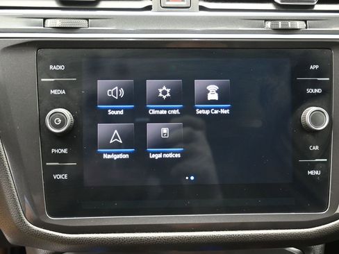 Used 2023 Volkswagen Tiguan SE image 23