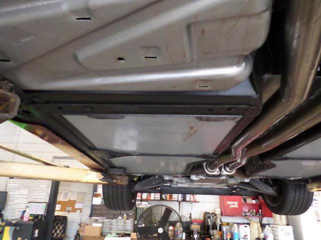 Used 2005 Chevrolet Corvette Convertible w/ Preferred Equipment Group RWD image 40
