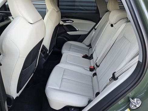 New 2025 Audi Q5 2.0T Premium Plus image 10