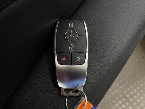 Certified 2026 Mercedes-Benz GLS 450 4MATIC image 36