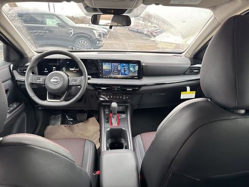 New 2026 Nissan Kicks SR image 17