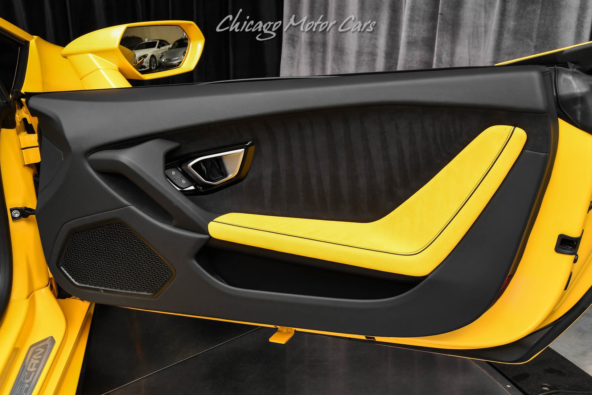 Used 2024 Lamborghini Huracan EVO AWD/4WD image 26