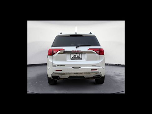 Used 2017 GMC Acadia Denali w/ Technology Package image 5