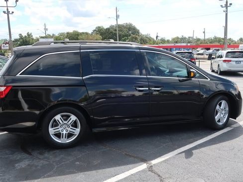 Used 2013 Honda Odyssey Touring image 6