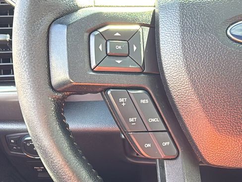 Used 2016 Ford F150 XLT w/ Equipment Group 302A Luxury AWD/4WD image 15