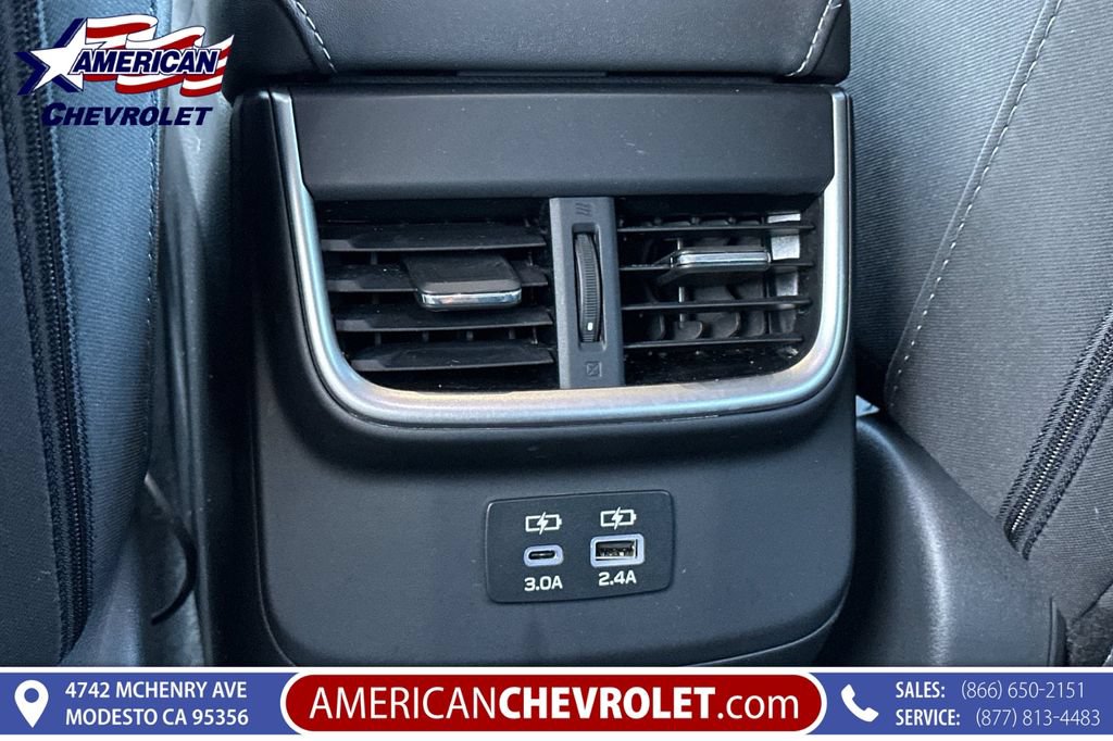 Used 2024 Subaru Outback Premium AWD/4WD image 16