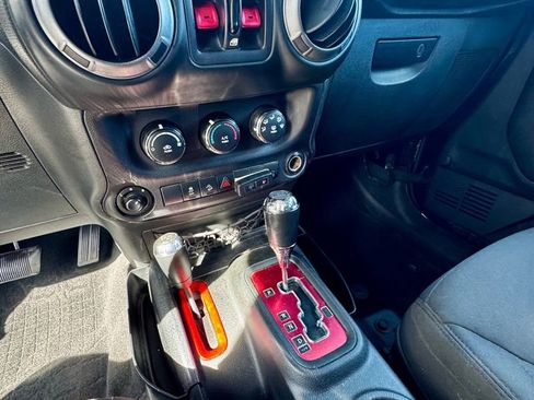 Used 2017 Jeep Wrangler Unlimited Sport w/ Quick Order Package 24S image 8