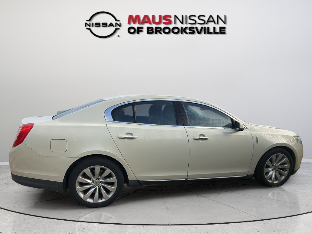 Used 2014 Lincoln MKS w/ Equipment Group 101A FWD image 13