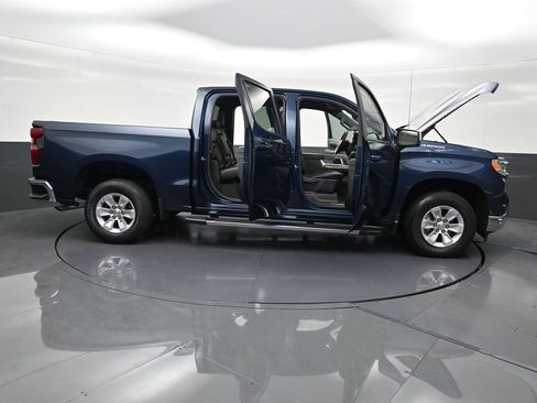 Used 2023 Chevrolet Silverado 1500 LT image 32