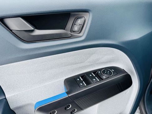 New 2026 Ford Maverick XLT image 10