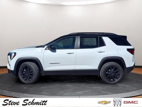 New 2026 GMC Terrain Elevation w/ Elevation Premium Package FWD image 2