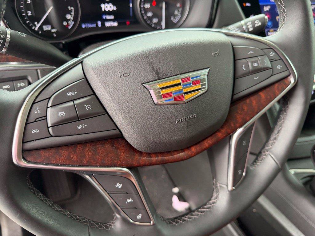 Used 2026 Cadillac XT5 Premium Luxury w/ Driver Assist Package FWD image 15