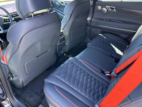 New 2026 Genesis GV80 3.5T e-SC image 16