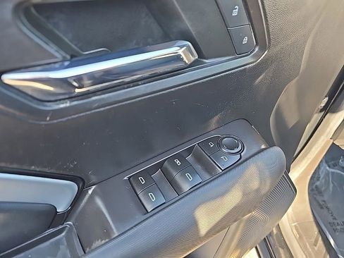 Used 2023 Chevrolet Colorado Z71 image 10