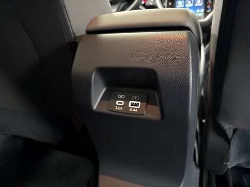 Certified 2025 Subaru Crosstrek 2.5i Premium AWD/4WD image 33