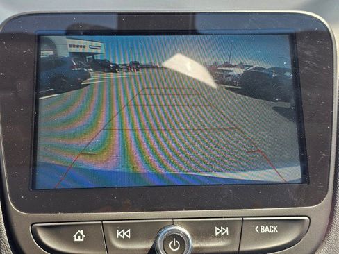 Used 2018 Chevrolet Malibu LT FWD image 29