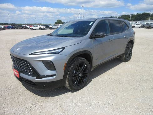 New 2026 Buick Enclave Sport Touring image 8