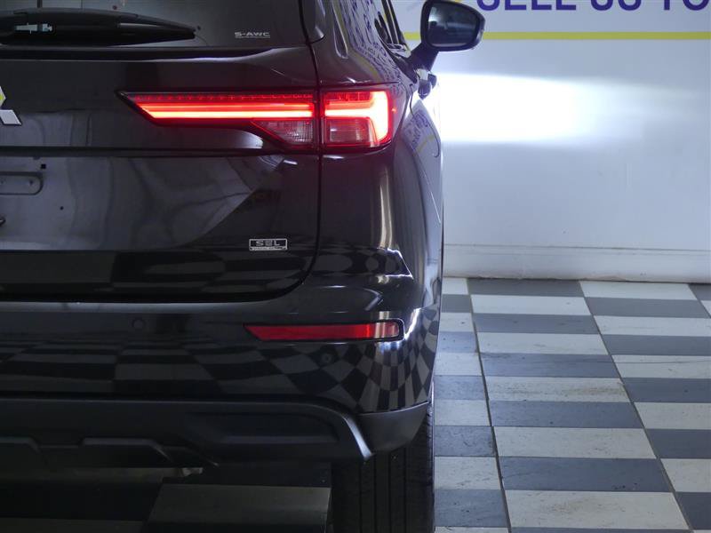 Used 2022 Mitsubishi Outlander SEL AWD/4WD image 34
