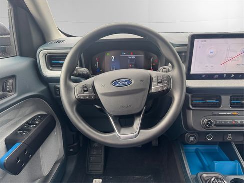 New 2025 Ford Maverick XLT image 12