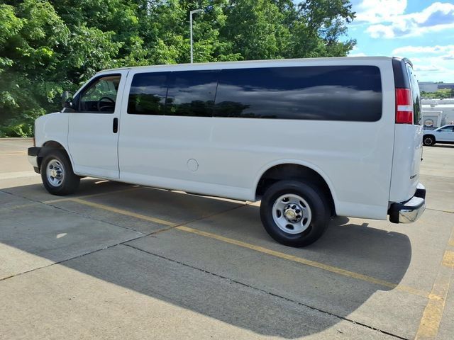 Used 2024 Chevrolet Express 3500 LT w/ LT Preferred Equipment Group RWD image 5