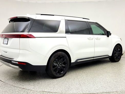 Used 2024 Kia Carnival SX Prestige FWD image 5