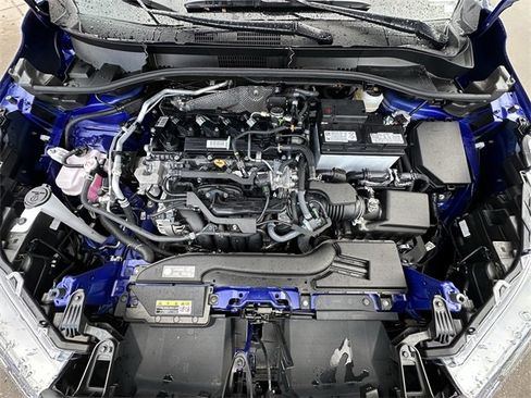 Used 2025 Toyota Corolla Cross LE image 30
