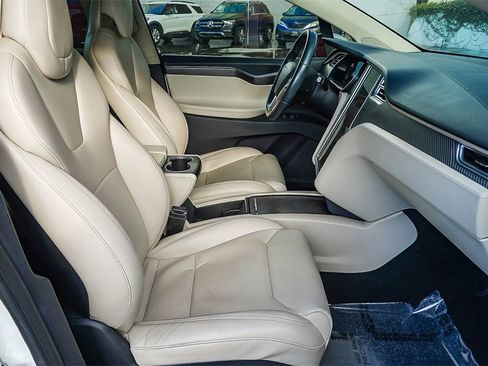 Used 2017 Tesla Model X 75D image 19