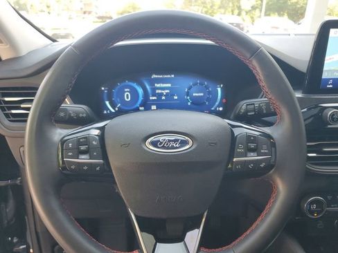 Used 2021 Ford Escape SEL w/ SEL Stealth AWD Package image 19