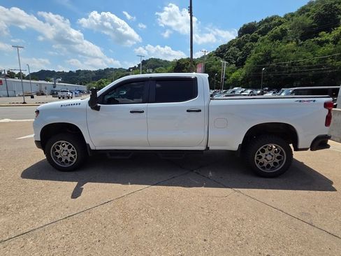 Used 2023 Chevrolet Silverado 1500 W/T w/ WT Value Package AWD/4WD image 4