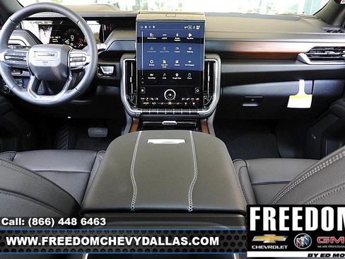 New 2026 GMC Yukon Denali w/ Sun & Power Step Package AWD/4WD image 11