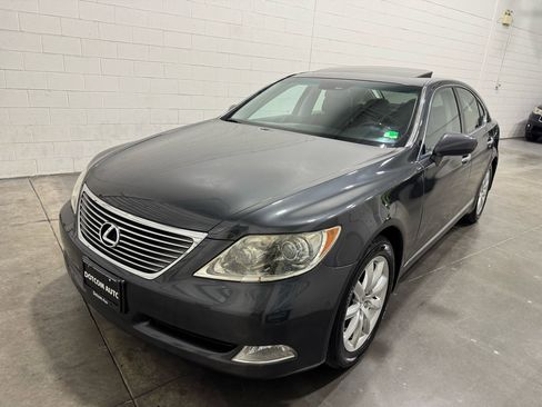 Used 2009 Lexus LS 460 AWD image 1