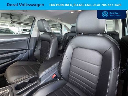 Certified 2024 Volkswagen Jetta SE FWD image 20