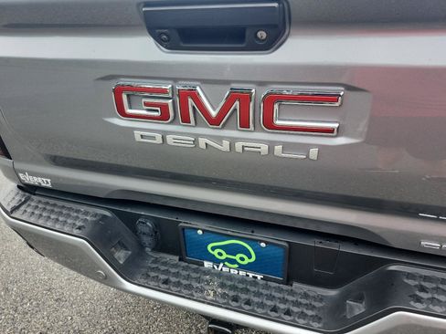 Certified 2025 GMC Canyon Denali AWD/4WD image 4