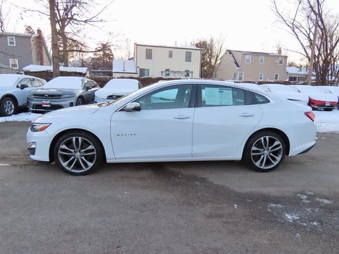 Used 2019 Chevrolet Malibu Premier w/ Sun and Wheel Package image 3