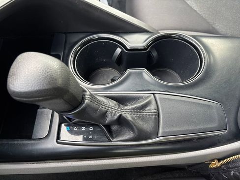 Used 2019 Toyota Camry LE image 27