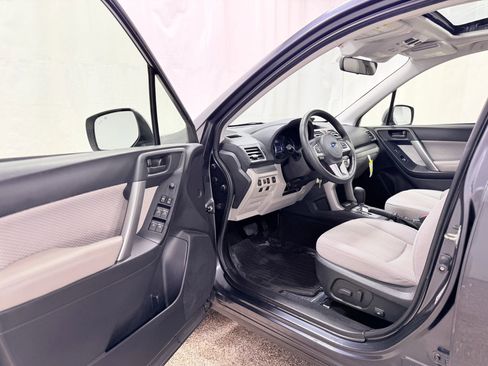 Used 2018 Subaru Forester 2.5i Premium AWD/4WD image 9