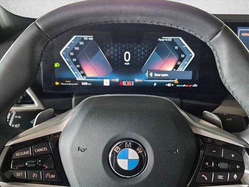 Used 2025 BMW 330i Sedan w/ Premium Package RWD image 11