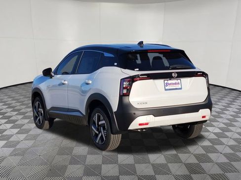 New 2026 Nissan Kicks SV FWD image 4