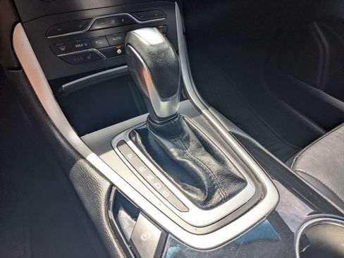 Used 2016 Ford Edge SEL w/ Equipment Group 201A FWD image 25