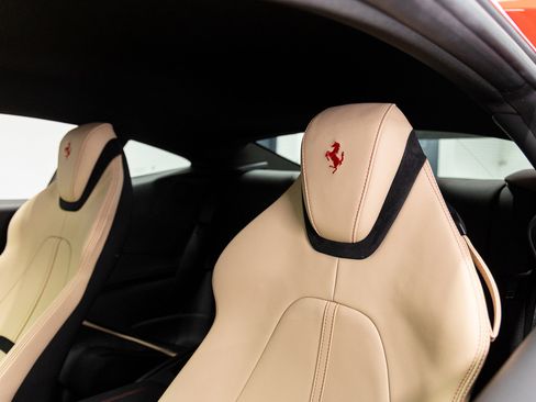 Used 2022 Ferrari Roma image 26