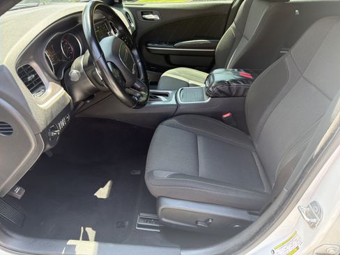 Used 2022 Dodge Charger SXT AWD/4WD image 24