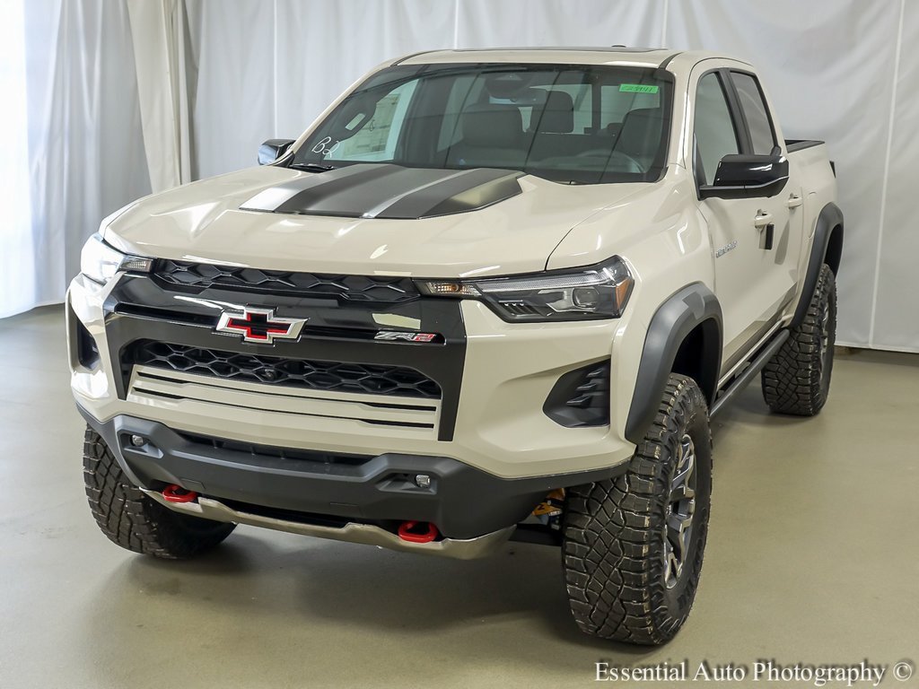New 2026 Chevrolet Colorado ZR2 w/ Technology Package AWD/4WD image 3