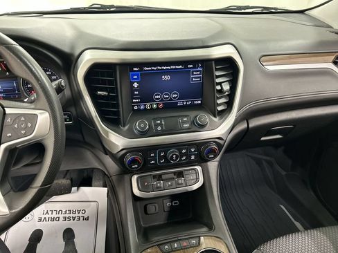 Certified 2023 GMC Acadia SLE w/ Driver Convenience Package AWD/4WD image 18