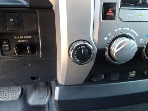 Used 2019 Toyota Tundra SR5 AWD/4WD image 20