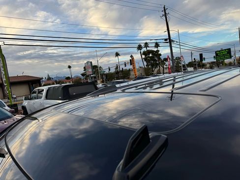 Used 2016 GMC Yukon Denali w/ Open Road Package image 8