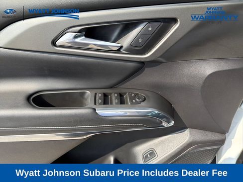 Used 2025 Chevrolet Traverse LT AWD/4WD image 20