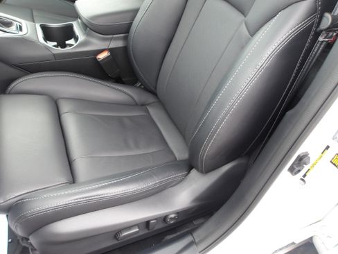 Used 2025 Subaru Outback Limited image 13